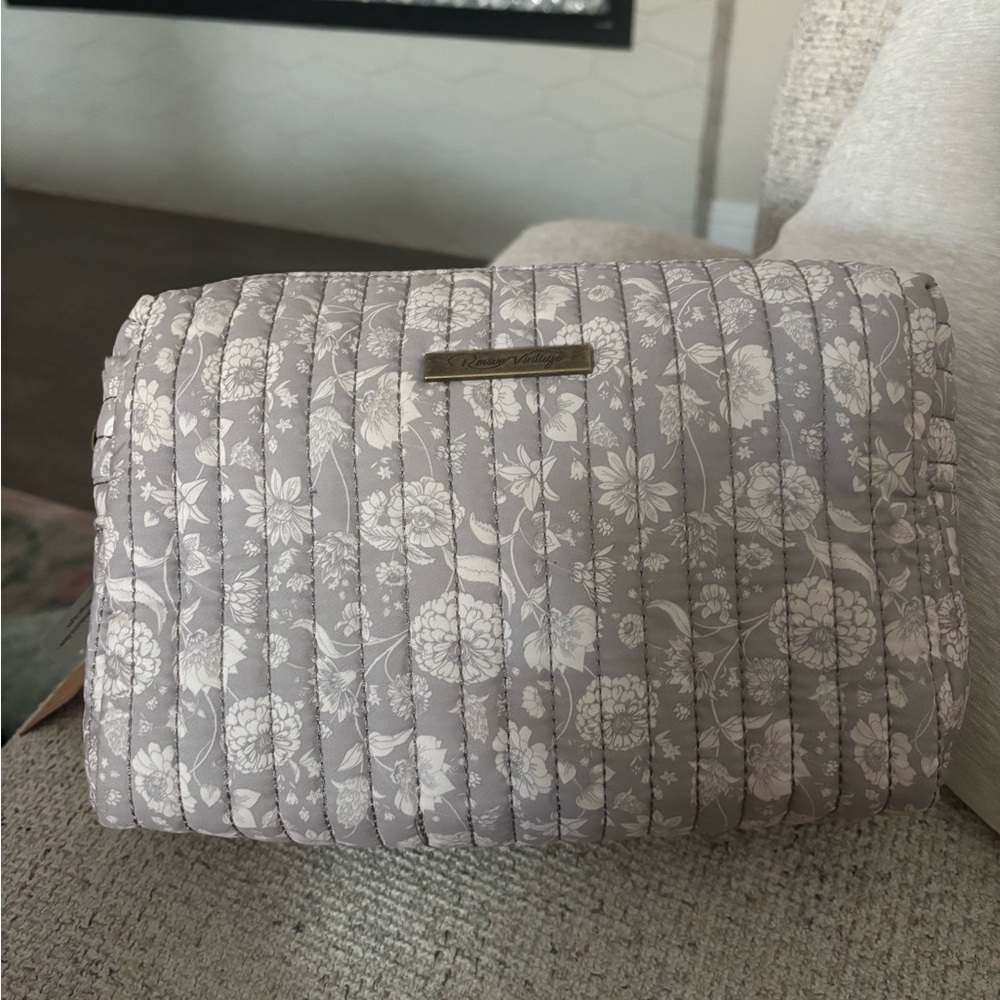 Gray Floral Quilted Clutch